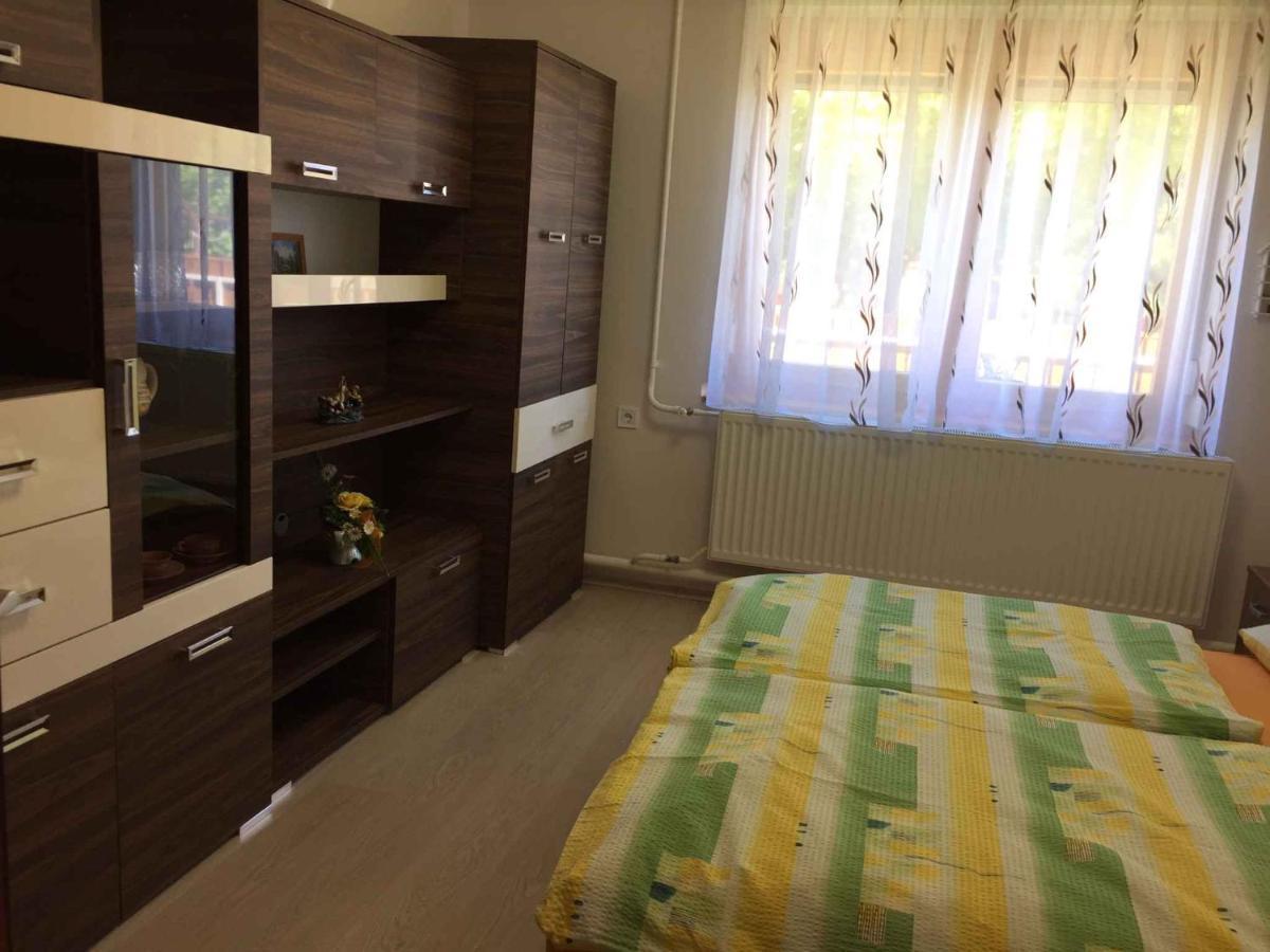 House And Apartment Balatonmariafuerdo 19319 Jozseftelep Bagian luar foto